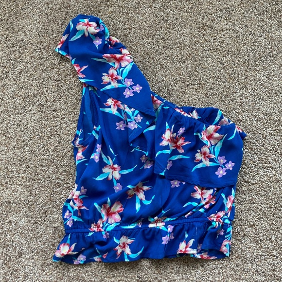 American Eagle Floral One Shoulder Top - Picture 2 of 3